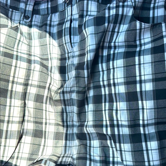 Izod Pants - Plaid Men's Shorts - Black and White